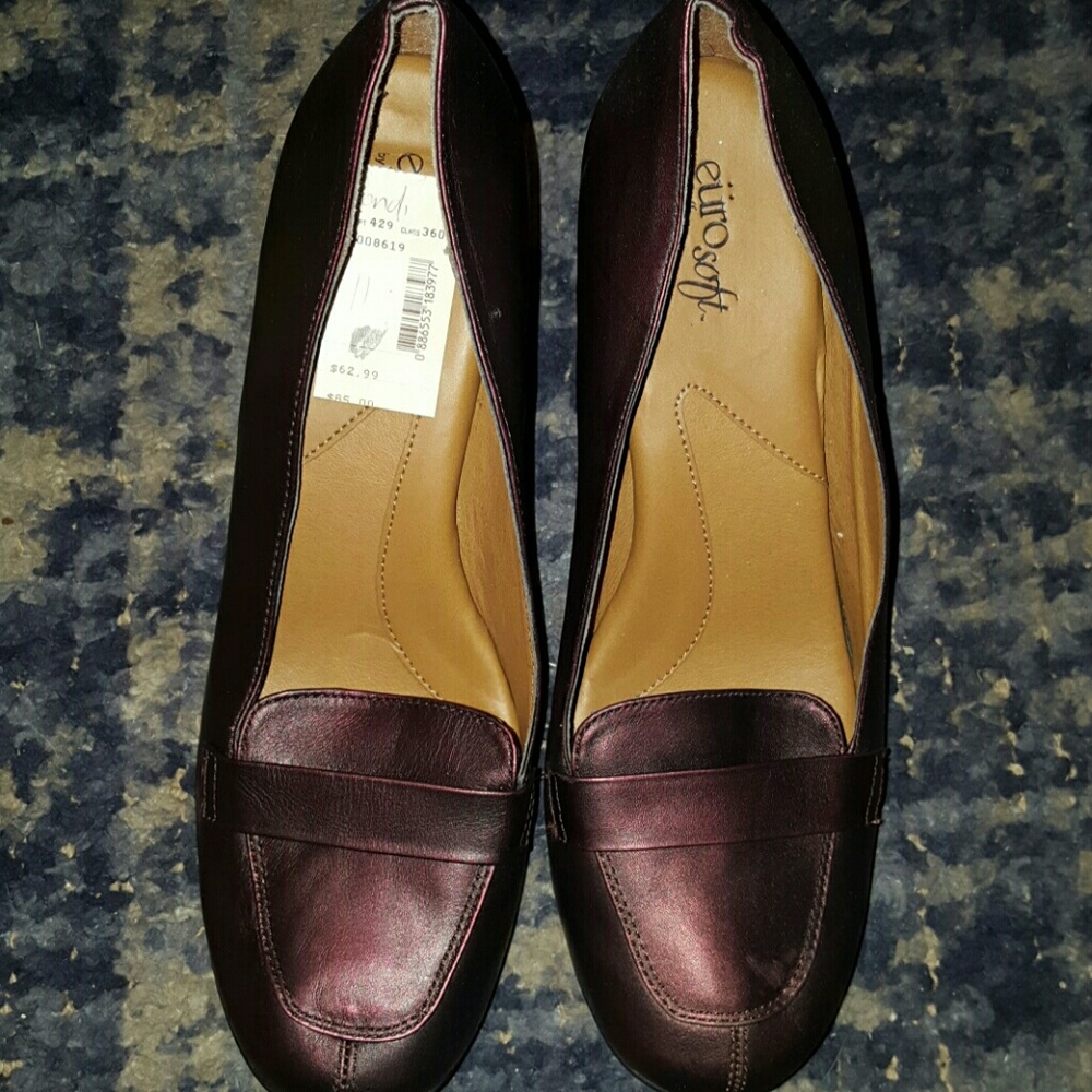 New Euro soft heel sz 11